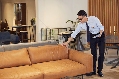 家具店銷(xiāo)售形象